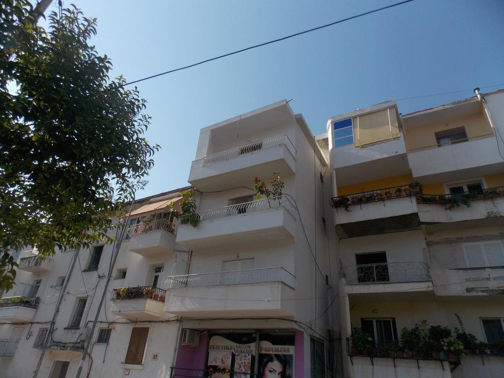 Linda Home Sarandë Exteriér fotografie